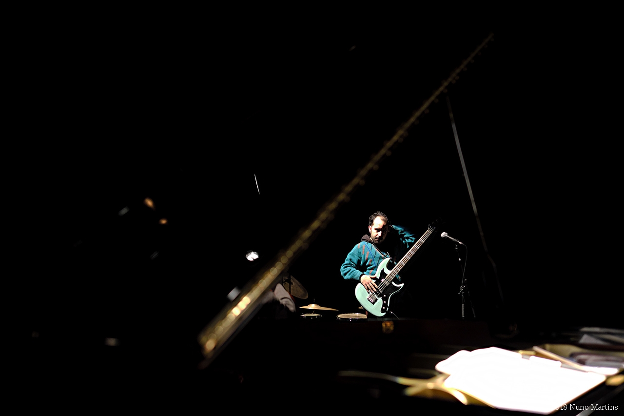 Red Trio & Celebration Band: Miguel Abras