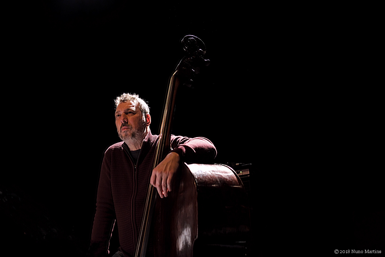 Red Trio & Celebration Band: Hernâni Faustino