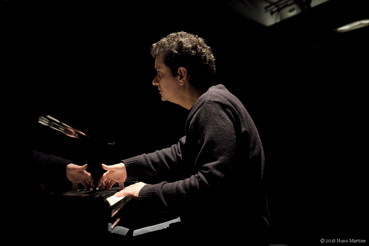 Red Trio & Celebration Band: Rodrigo Pinheiro