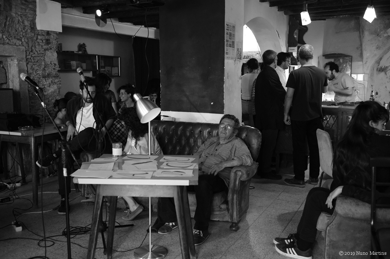 afternoon inside Irreal