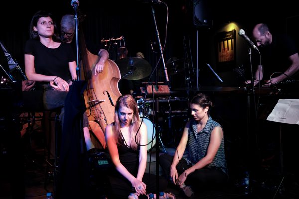 Mariana Dionísio, Aubrey Johnson, Beatriz Nunes, Abdul Moimême & Mark Dresser
