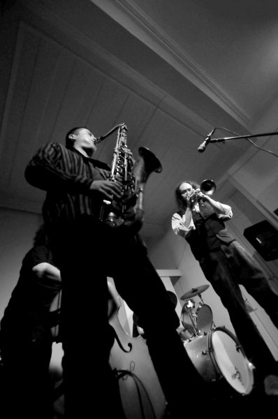 Nobuyasu Furuya & Dennis Gonzalez