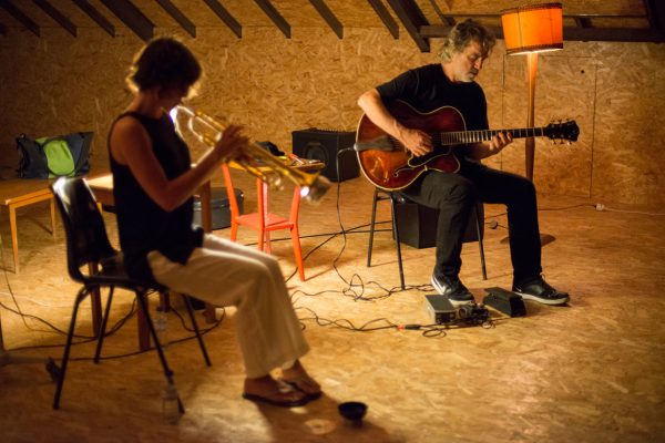 Joe Morris & Susana Santos Silva