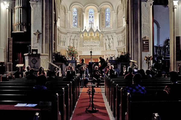 IKB Ensemble: Ernesto Rodrigues, Marian Yanchyk, Guilherme Rodrigues, Miguel Mira, José Oliveira, Maria Radich, Bruno Parrinha, Nuno Torres, Yaw Tembe, Eduardo Chagas, Gil Gonçalves, Paulo Curado, Abdul Moimême, Armando Pereira, Rodrigo Pinheiro, Carlos Santos, João Silva, Nuno Morão