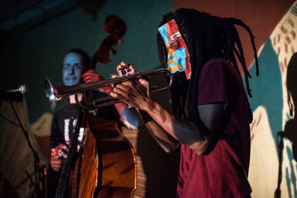 Yaw Tembé & Bernardo Álvares