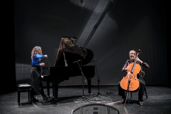 Mariana Carvalho & Paula Sanchez
