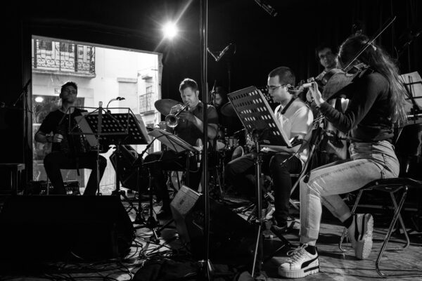 João Barradas, Peter Evans, Diogo Alexandre, Bernardo Tinoco, João Lobo & Ângela Flores Baltazar