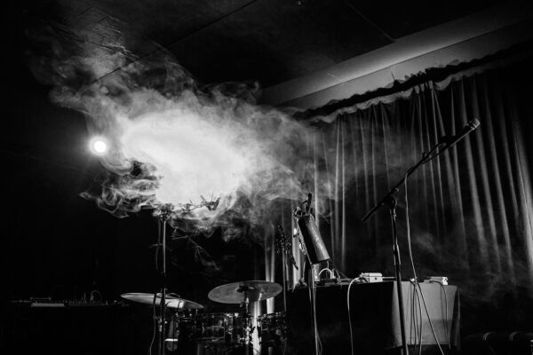 Poly Vuduvum stage set up