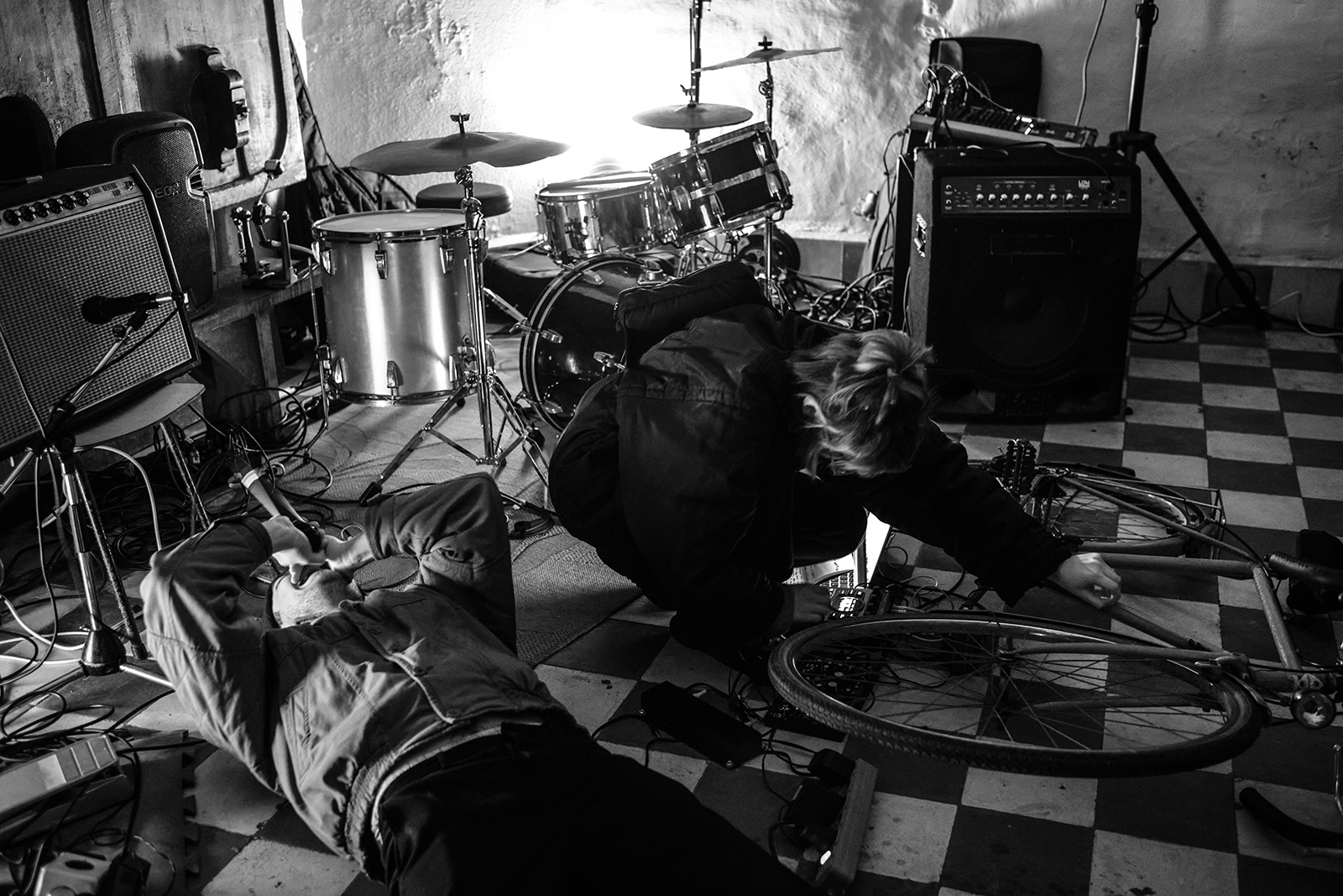 Alena Koleso & António gritador